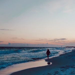 Meet your Posher, Avery